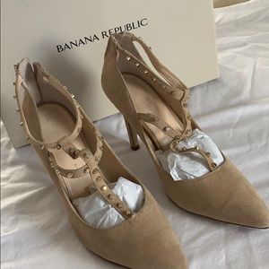 Banana Republic Heels “Adela”